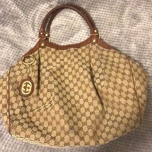 GUCCI LARGE SUKEY PURSE